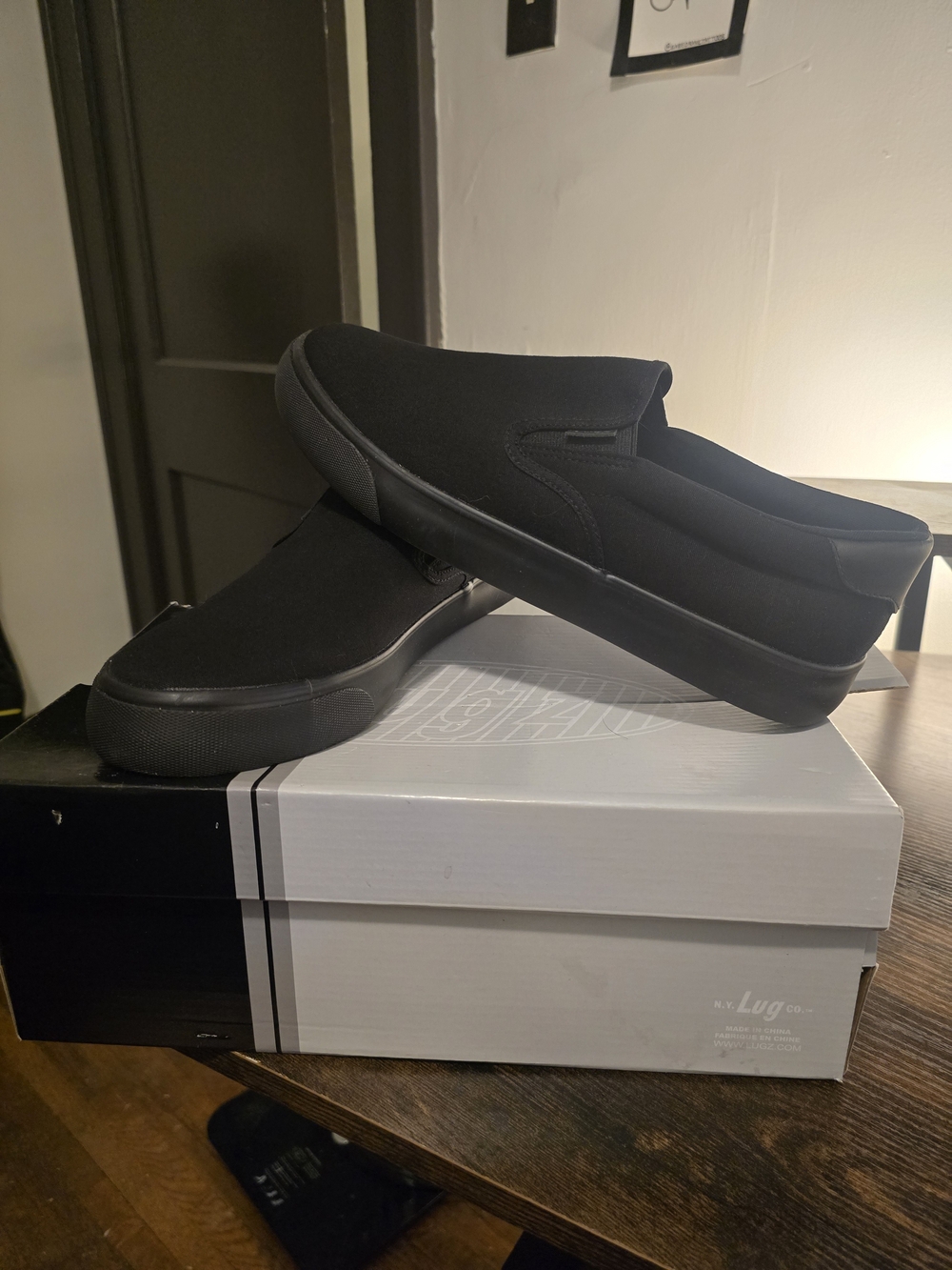 Men's LUGZ Slip-On Canvas Casual Shoes / 12w / Black